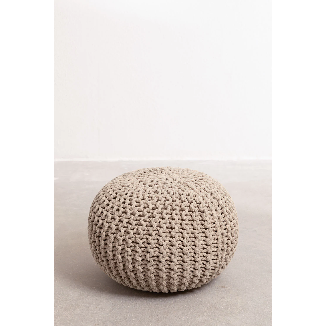 Puff Redondo de Punto Greicy 42 cm color marrón trigo 2