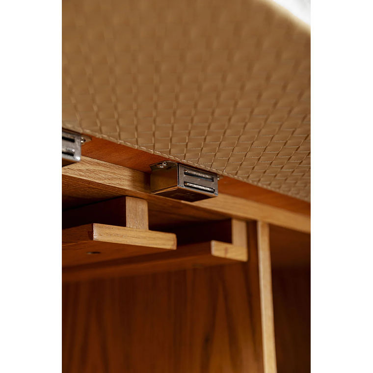 BAR VENEZIA CREMA 100X114CM 11