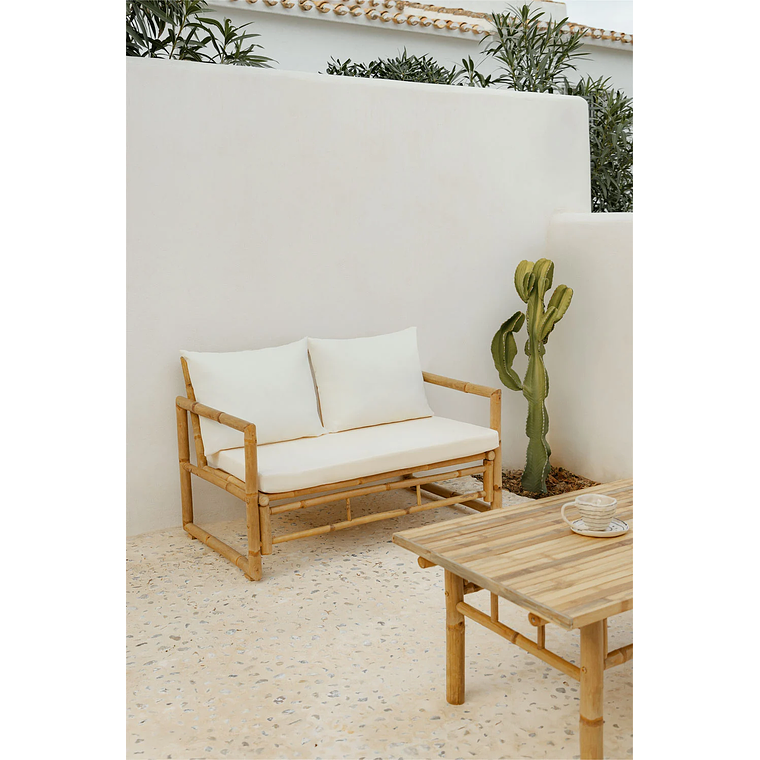Terraza con Sofá de 2 Plazas y Mesa de Centro (90x50 cm) en Bambú Livayna 1