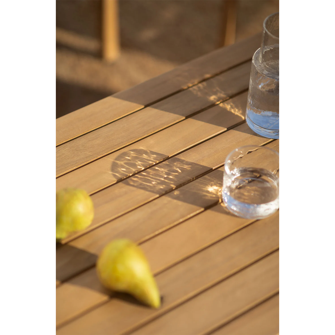 Terraza en madera de acacia 2 plazas y Mesa de Centro Kaela 5