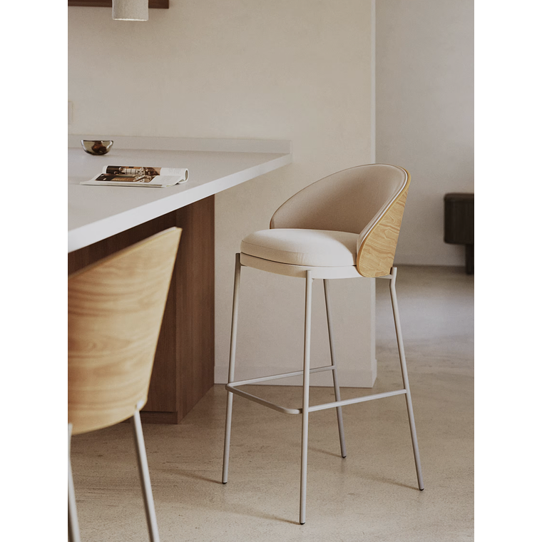 Taburete Eamy chenilla beige, chapado en fresno acabado natural y metal beige altura 77 cm 2