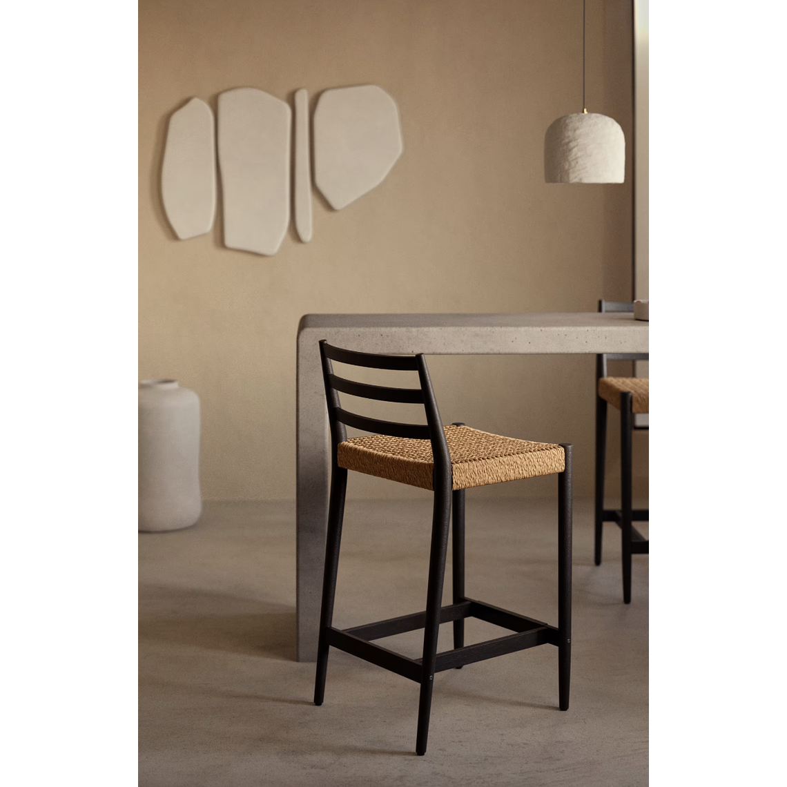 Taburete Analy respaldo madera maciza roble acabado negro y asiento de cuerda 70cm FSC100% 2