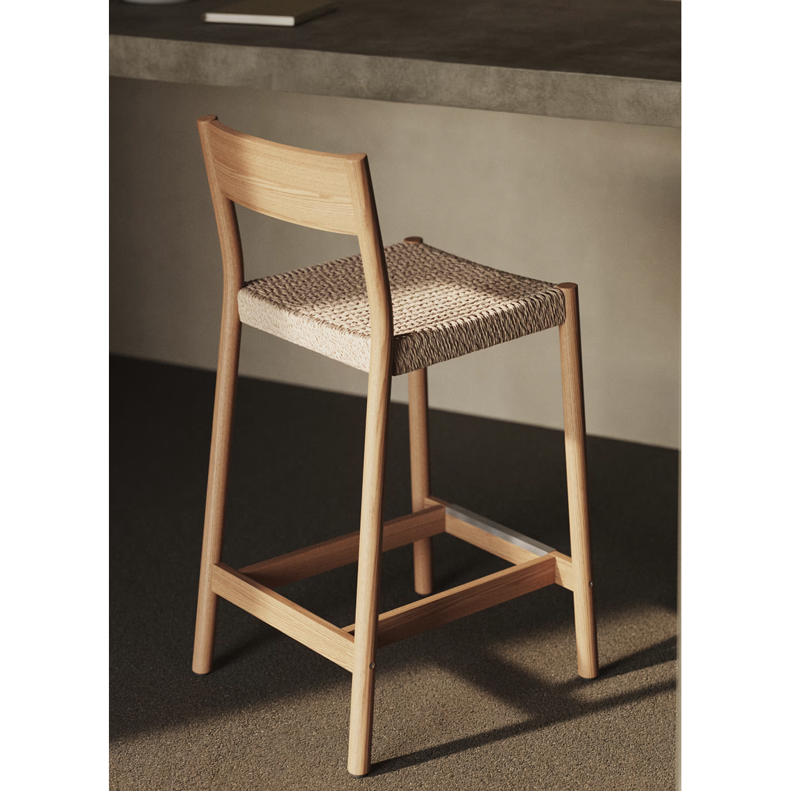 Taburete Yalia respaldo madera maciza roble acabado natural y asiento cuerda 65cm FSC 100% 2