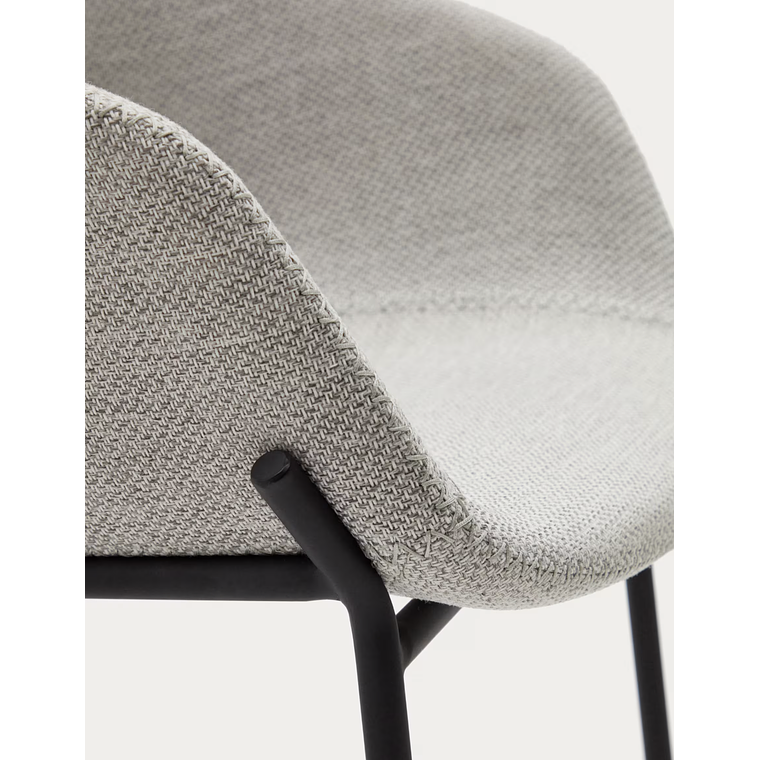 Taburete Yvette gris claro y patas de acero con acabado negro altura 75 cm 2