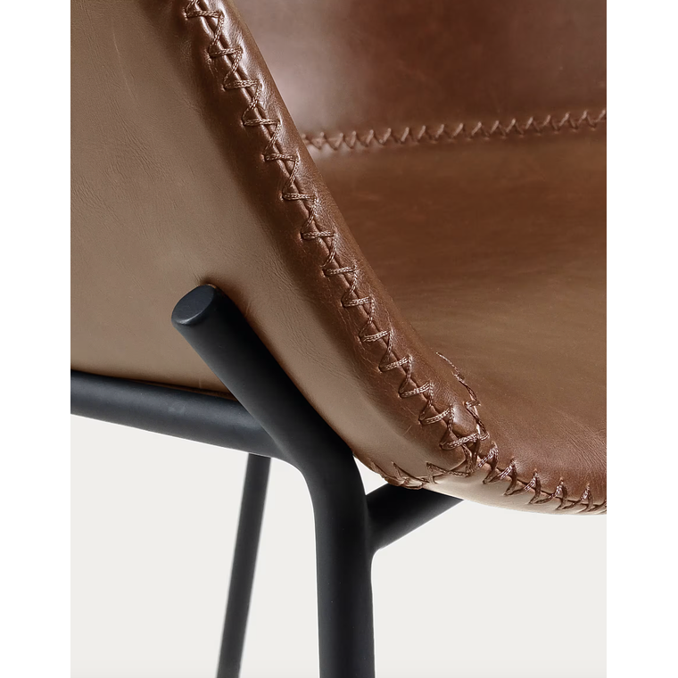 Taburete Yvette piel sintética marrón y patas de acero con acabado negro altura 75 cm 4