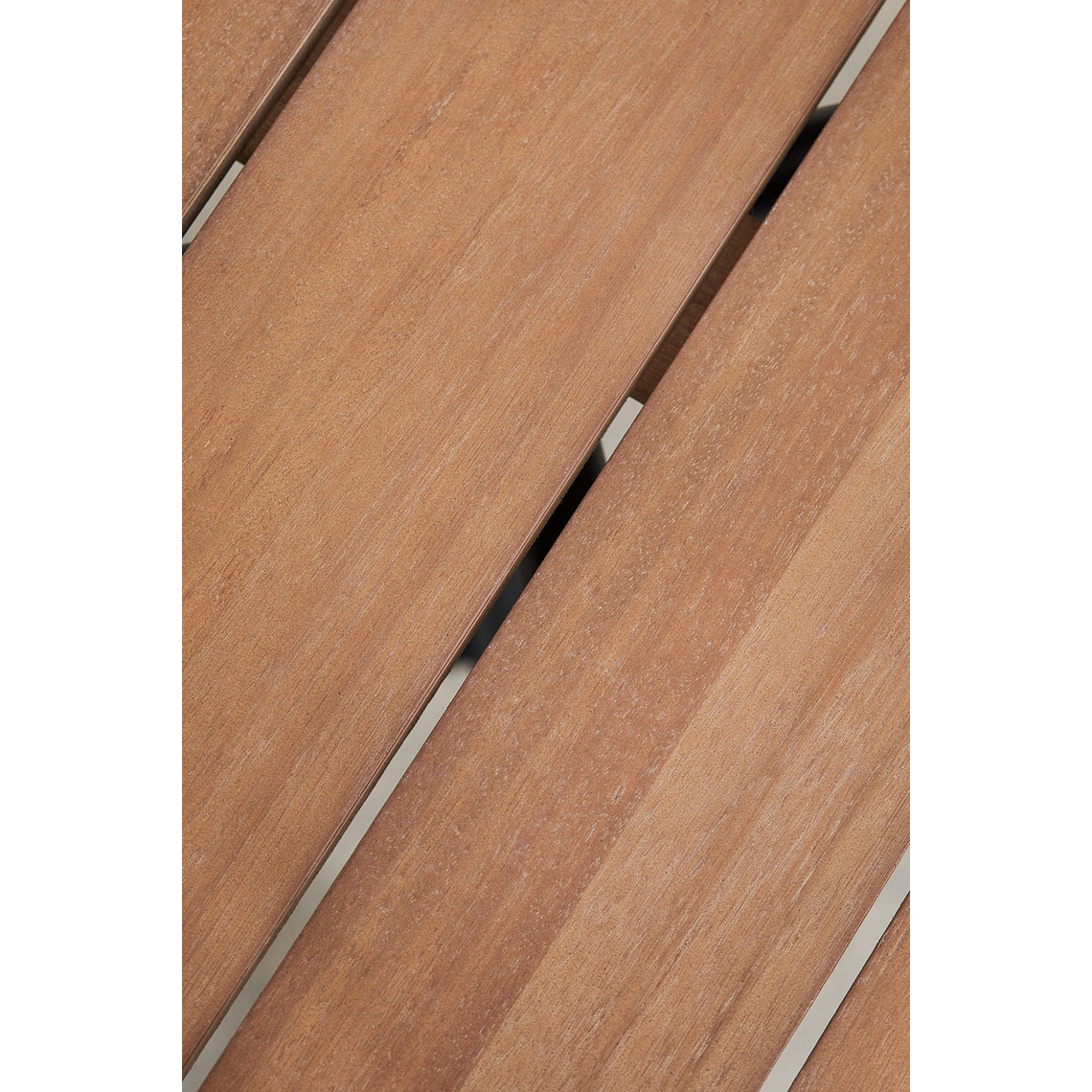 Juego de Balcón de 2 Sillones y Mesa de Centro en Madera de Eucalipto y Acero Negro Kerkera 10