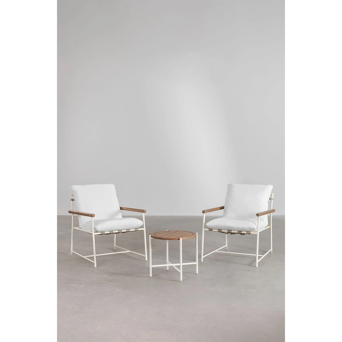 Juego de Balcón de 2 Sillones y Mesa de Centro en Madera de Eucalipto y Acero Blanco Kerkera 1