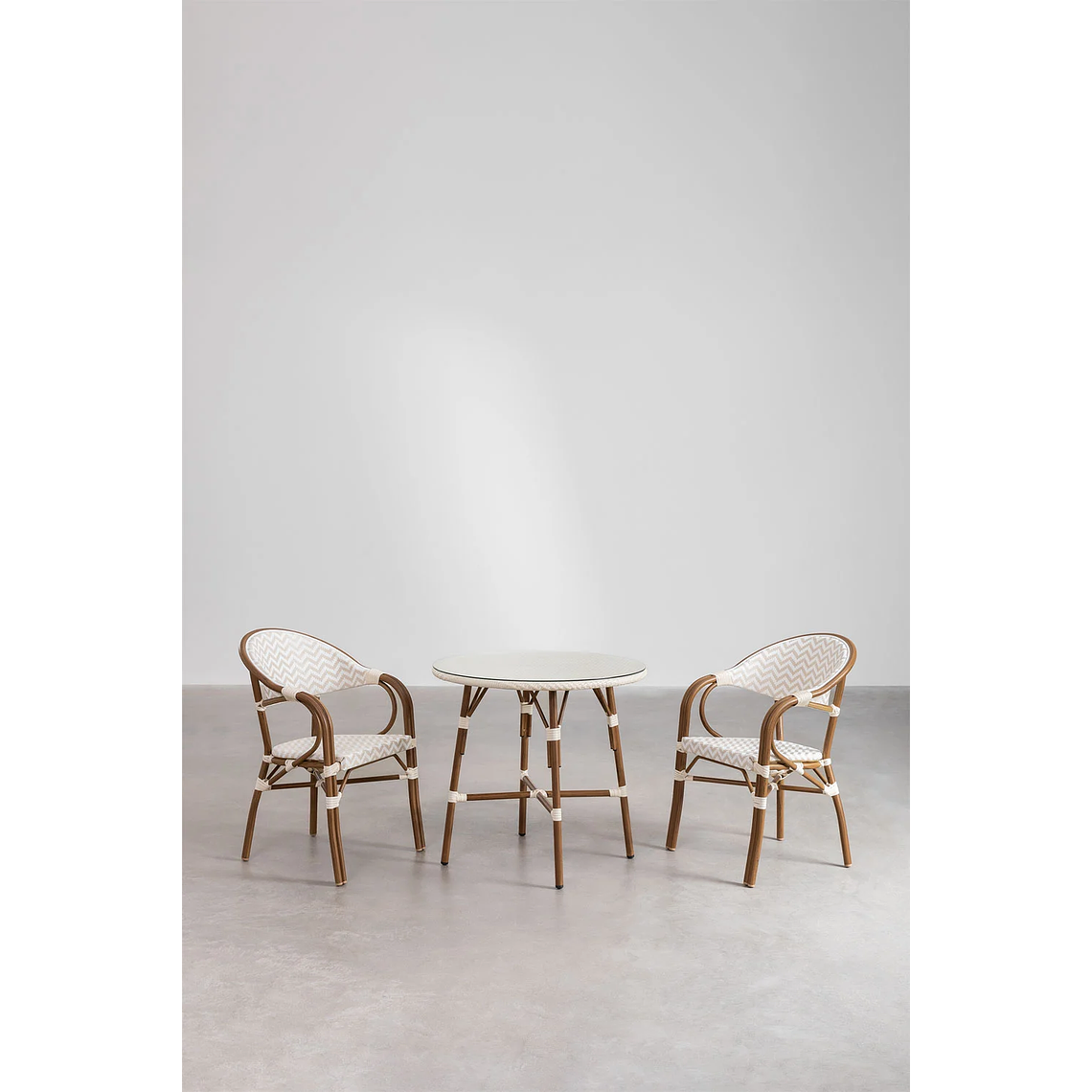 Juego de Balcón Mesa Redonda (Ø80 cm) y 2 Sillas de Jardín Apilables con Reposabrazos en Aluminio Brielle Bistro 1