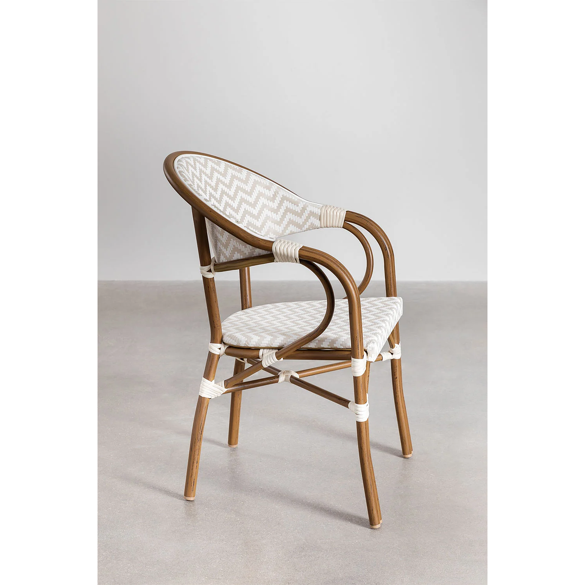 Juego de Balcón Mesa Redonda (Ø80 cm) y 2 Sillas de Jardín Apilables con Reposabrazos en Aluminio Brielle Bistro 7