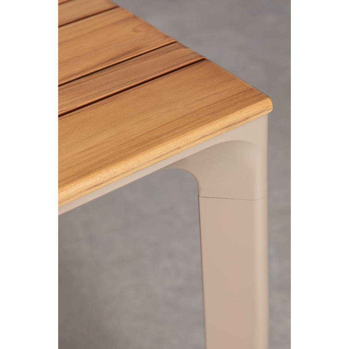 Juego de Comedor Mesa Rectangular en Aluminio y Madera de Teca (160x90 cm) Katiana y 6 Sillas en Aluminio y Cuerda Trenzada Nediam Marrón Moka 4