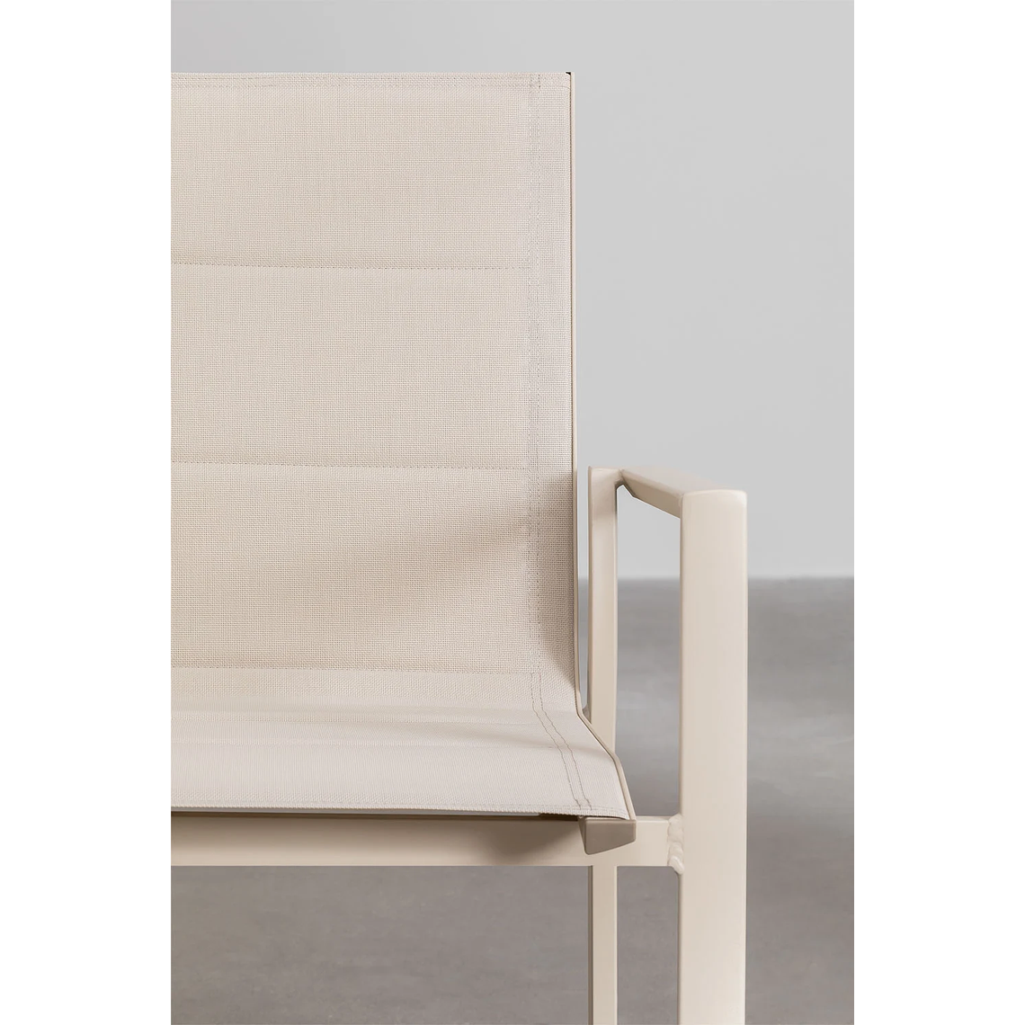 Juego de Mesa Extensible Rectangular (240-300x100 cm) y 10 Sillas de Jardín Apilables en Aluminio Karena Beige Tapioca 9