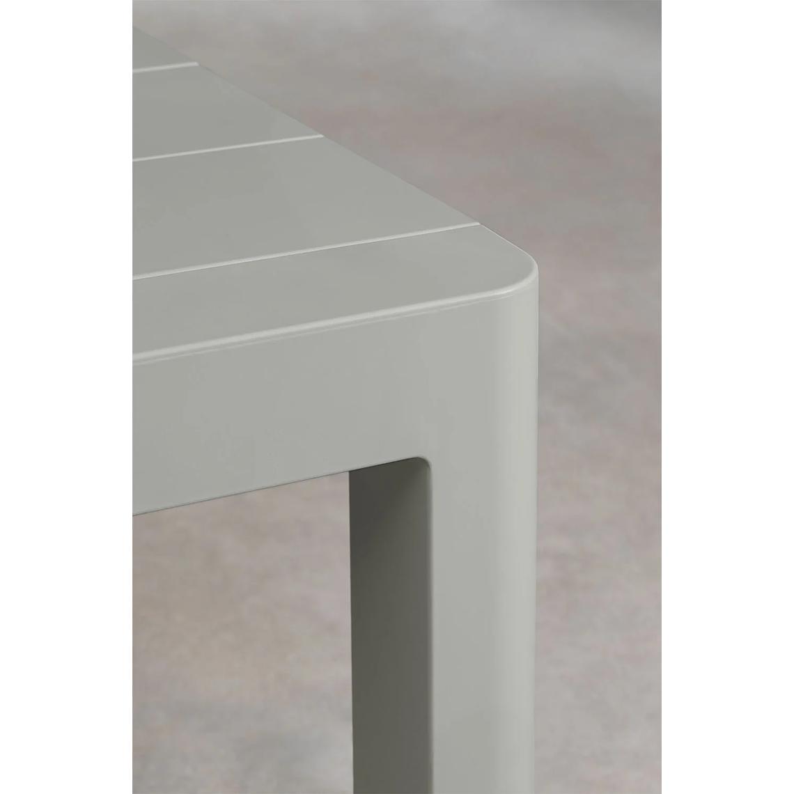 Juego de Mesa Rectangular (180x100 cm) Arnadine y 6 Sillas de Jardín Apilables en Aluminio Alberta Verde Caqui 3