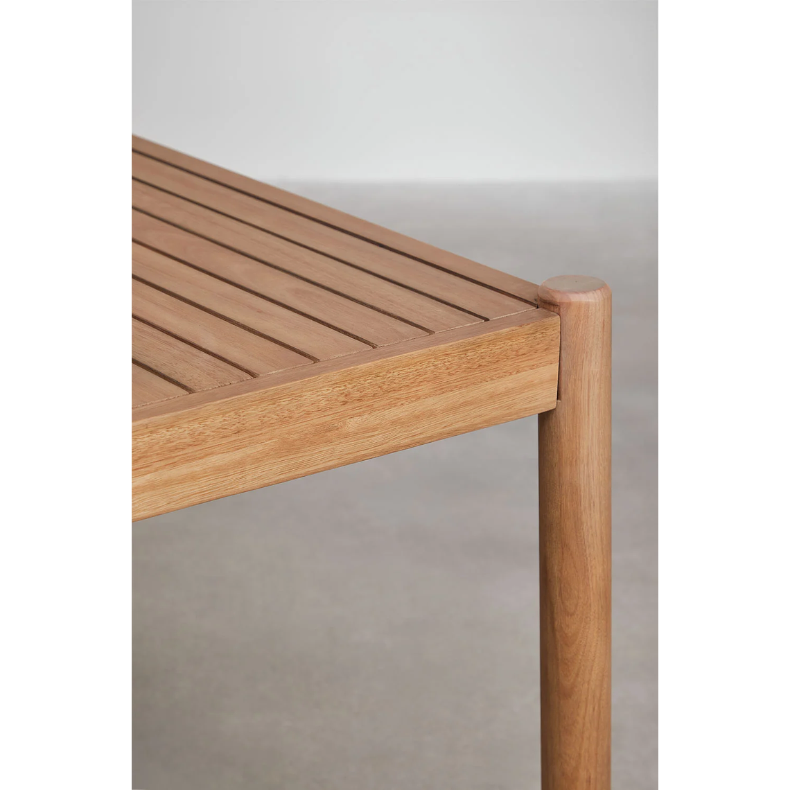 Juego de Mesa Rectangular (200x100 cm), 2 Bancos y 2 Sillas de Jardín con Reposabrazos en Madera de Eucalipto Aderyn 4