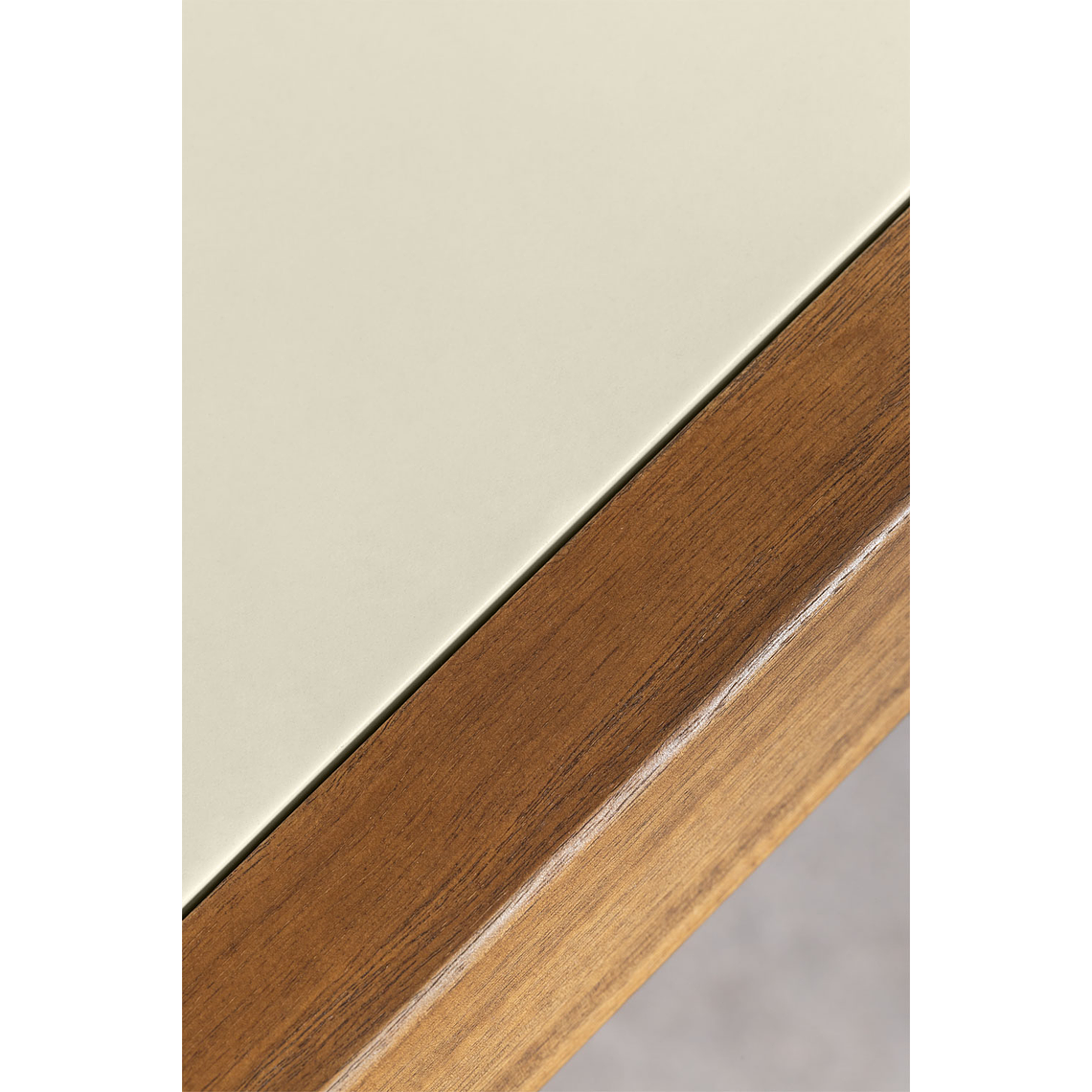 Juego de Mesa de Rectangular (210x100 cm) Gamila y 8 Sillas de Jardín en Madera y Cemento Orebro 4