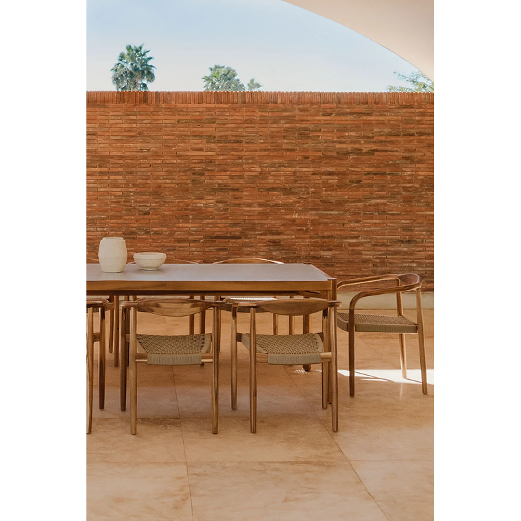Juego de Mesa de Rectangular (210x100 cm) Gamila y 8 Sillas de Jardín en Madera de Acacia y Cemento Mallory 1