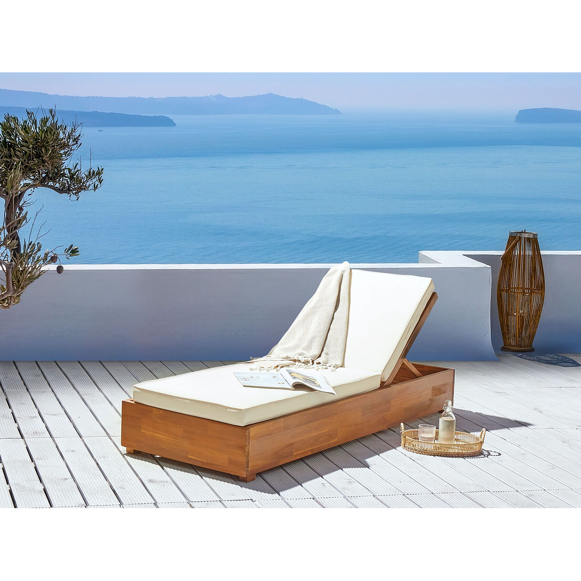 Reposera reclinable de madera con cojín blanco crema FANANO 1