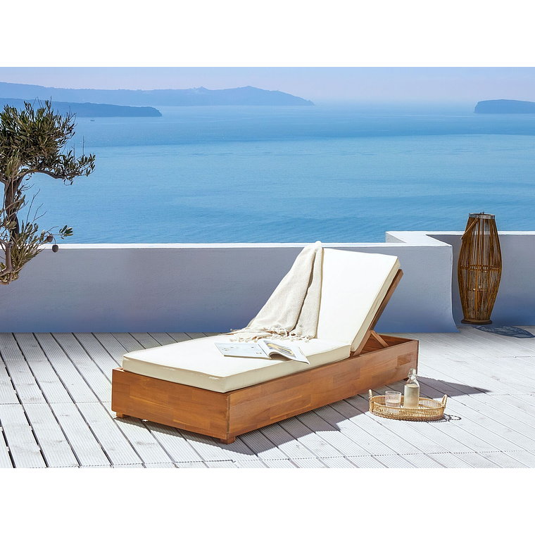 Reposera reclinable de madera con cojín blanco crema FANANO 1