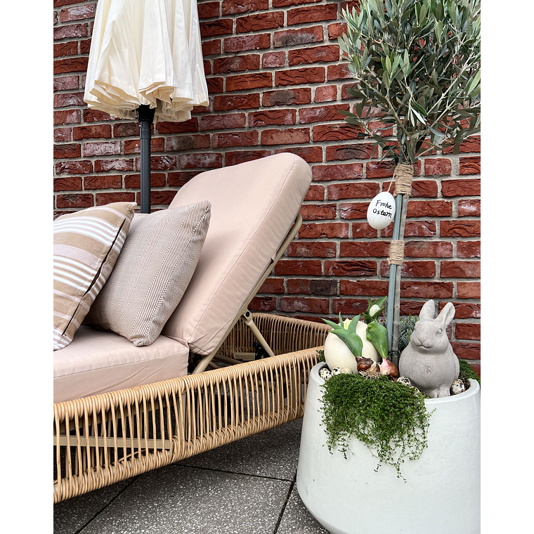 Reposera de jardín de ratán beige/natural OSINI 4