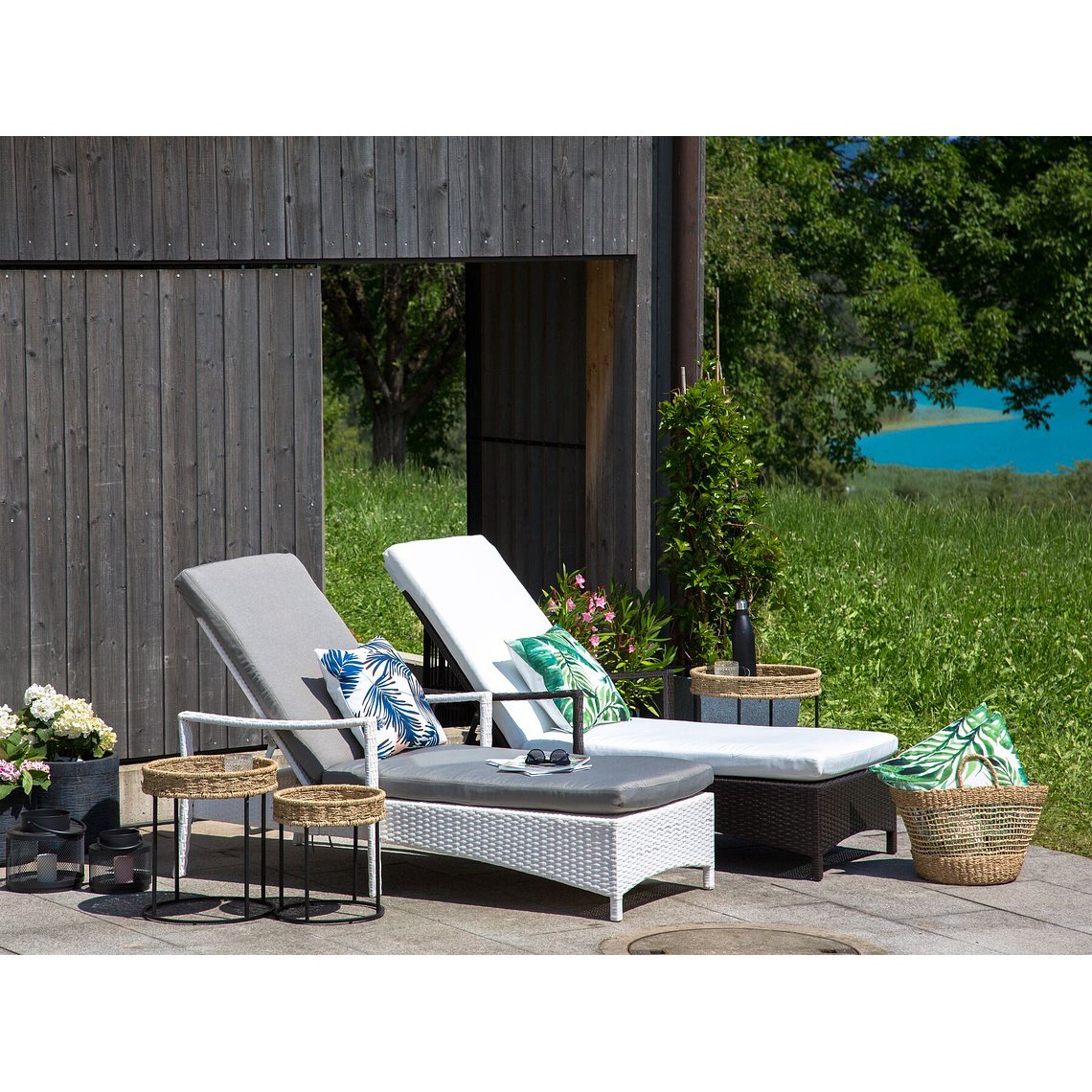 Reposera de jardín de ratán blanca VASTO 3