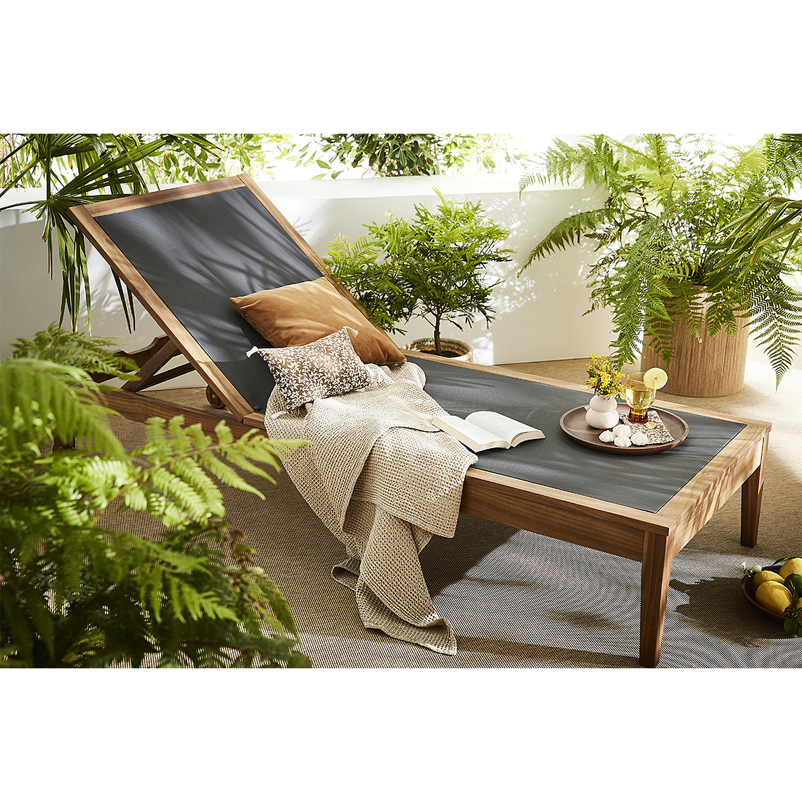 Reposera gris oscuro y madera maciza NAVEEN 8