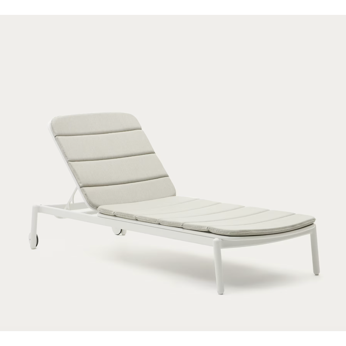 Reposera de exterior Marcona de aluminio con acabado pintado negro 1