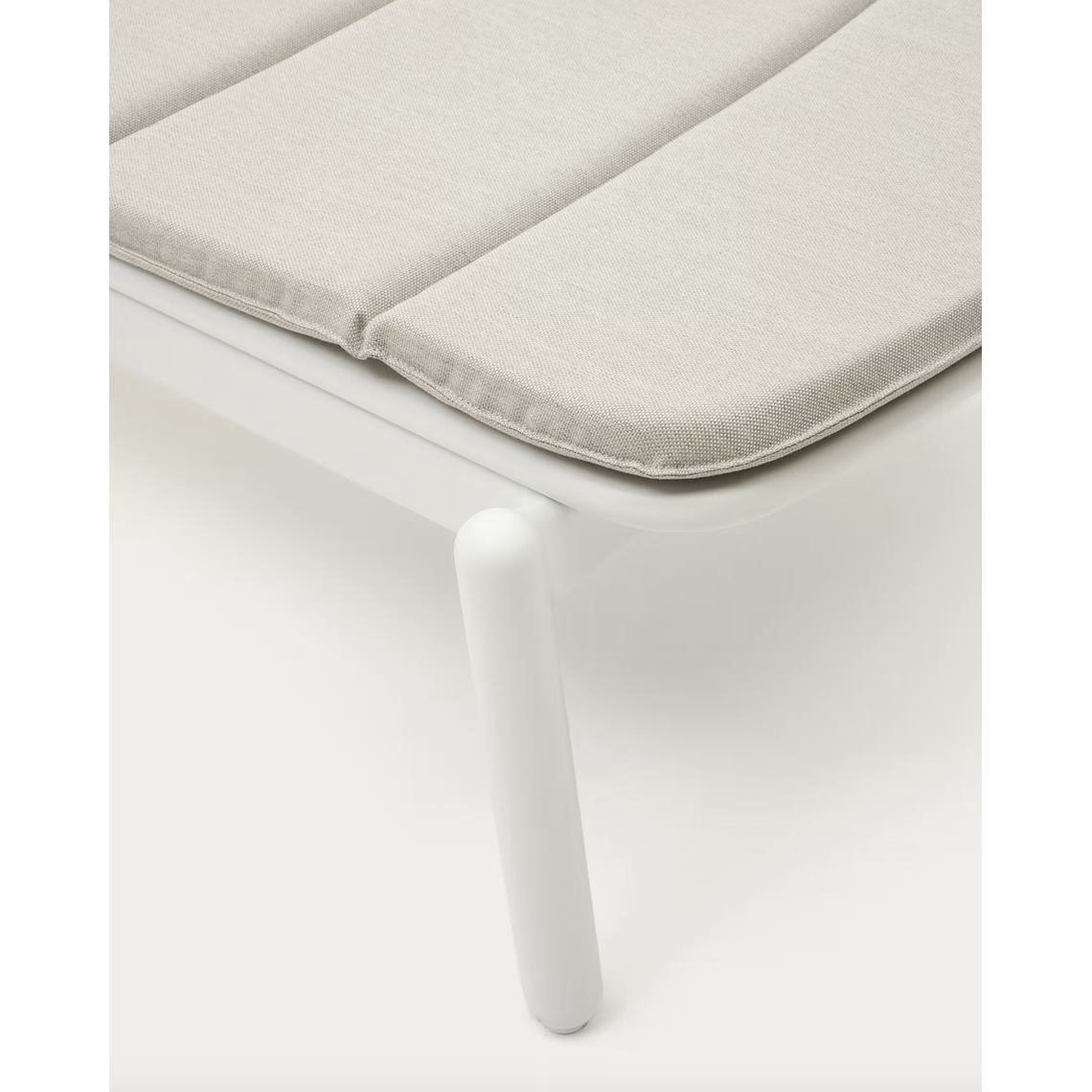 Reposera de exterior Marcona de aluminio con acabado pintado negro 4