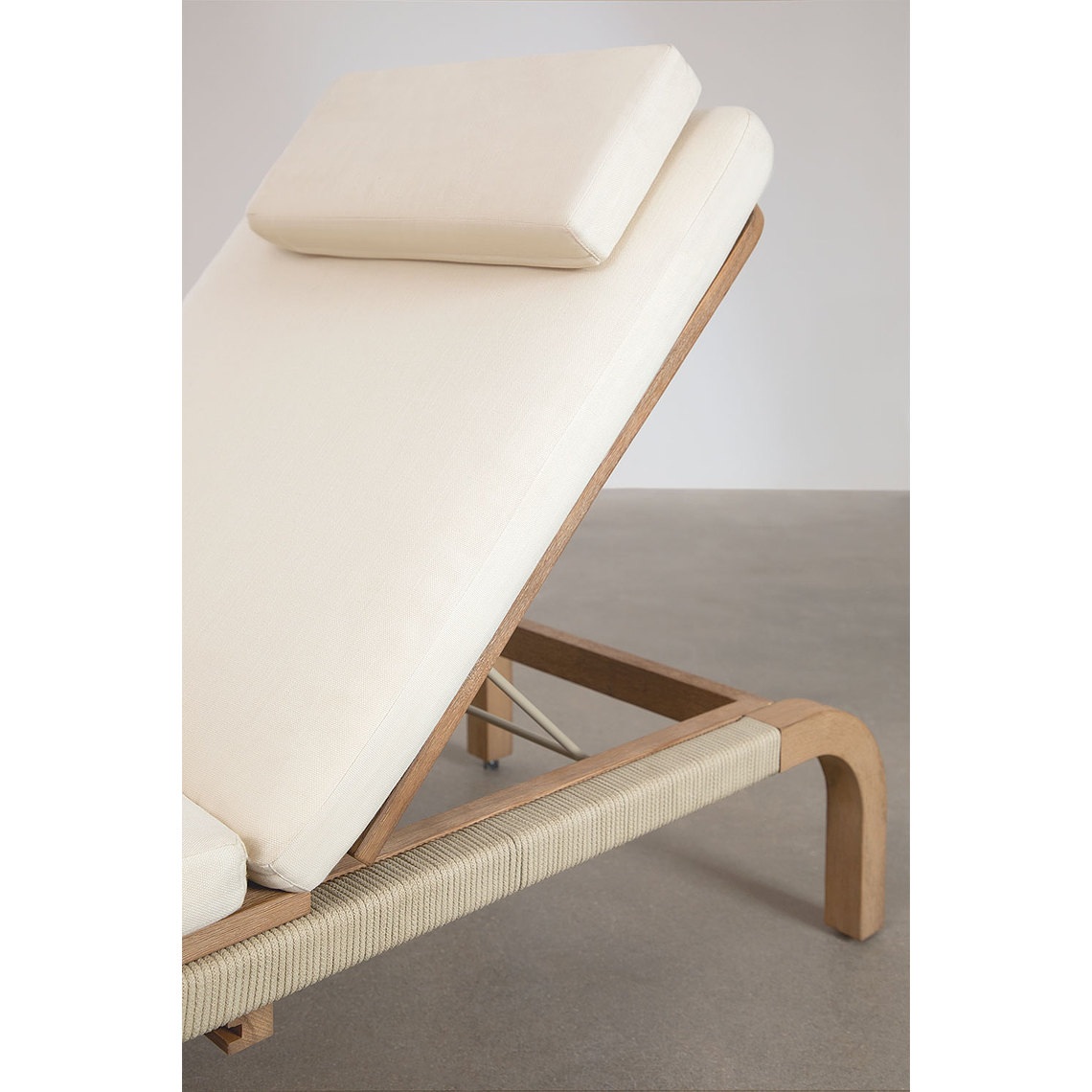 Reposera reclinable en madera de acacia Dubai 5