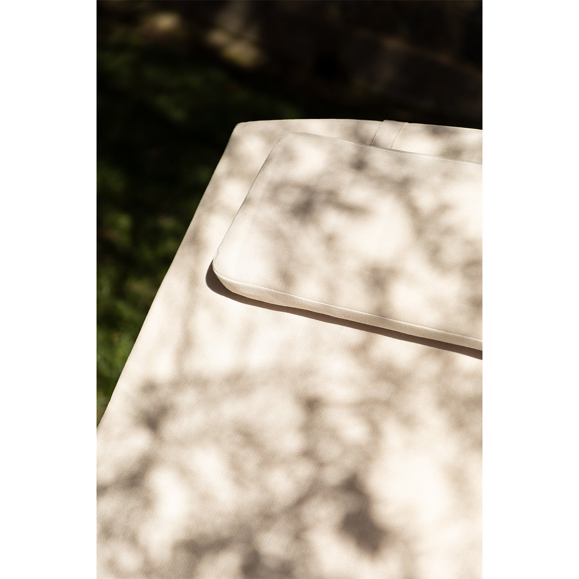 Reposera reclinable en madera de acacia Aderyn 3