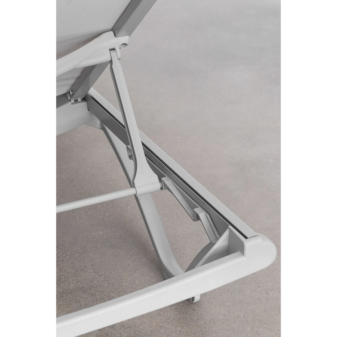 Reposera apilable Gris Claro Xeila 7