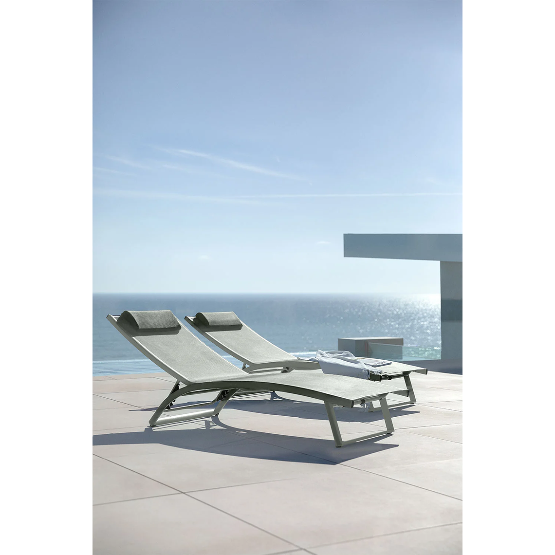 Pack de 2 reposeras reclinables en aluminio verde caqui Dulem 1