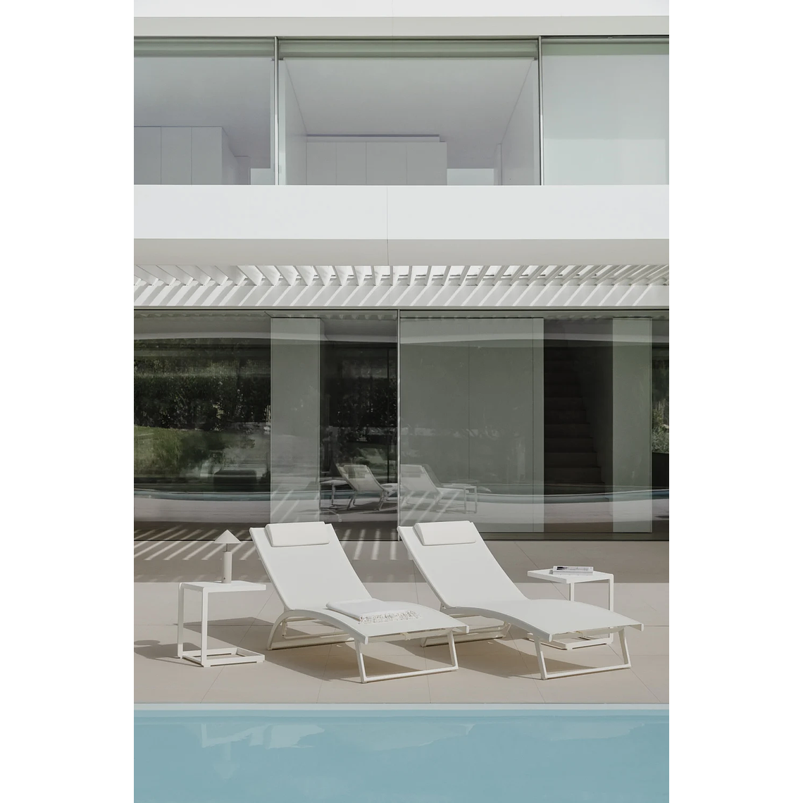 Pack de 2 reposeras reclinables en aluminio blanco gardenia Dulem 1