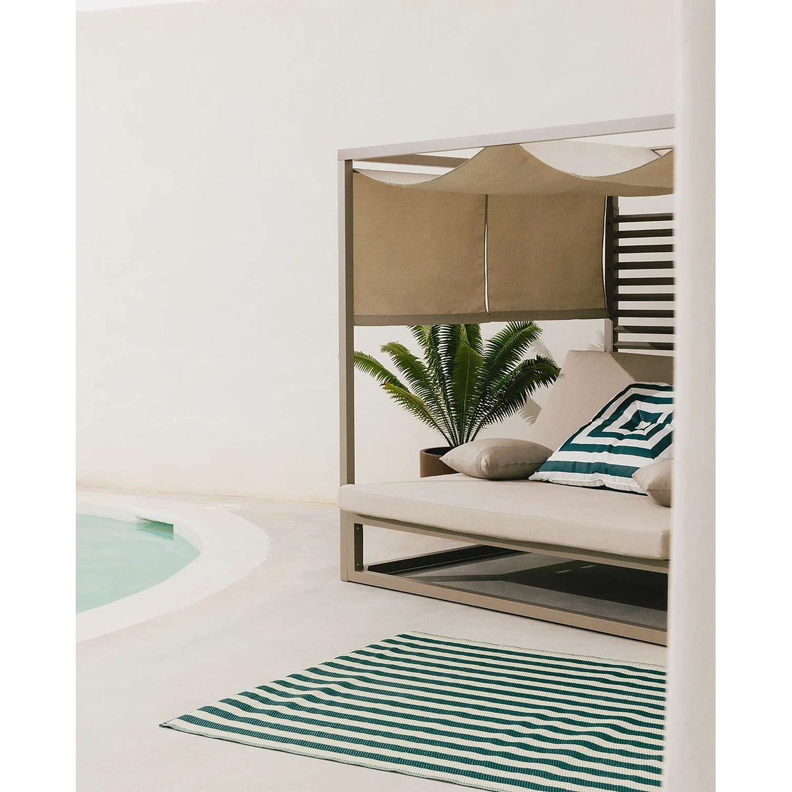 CAMA BALINESA RECLINABLE DE TELA Y ALUMINIO MERSIA MARRÓN CLAY 3