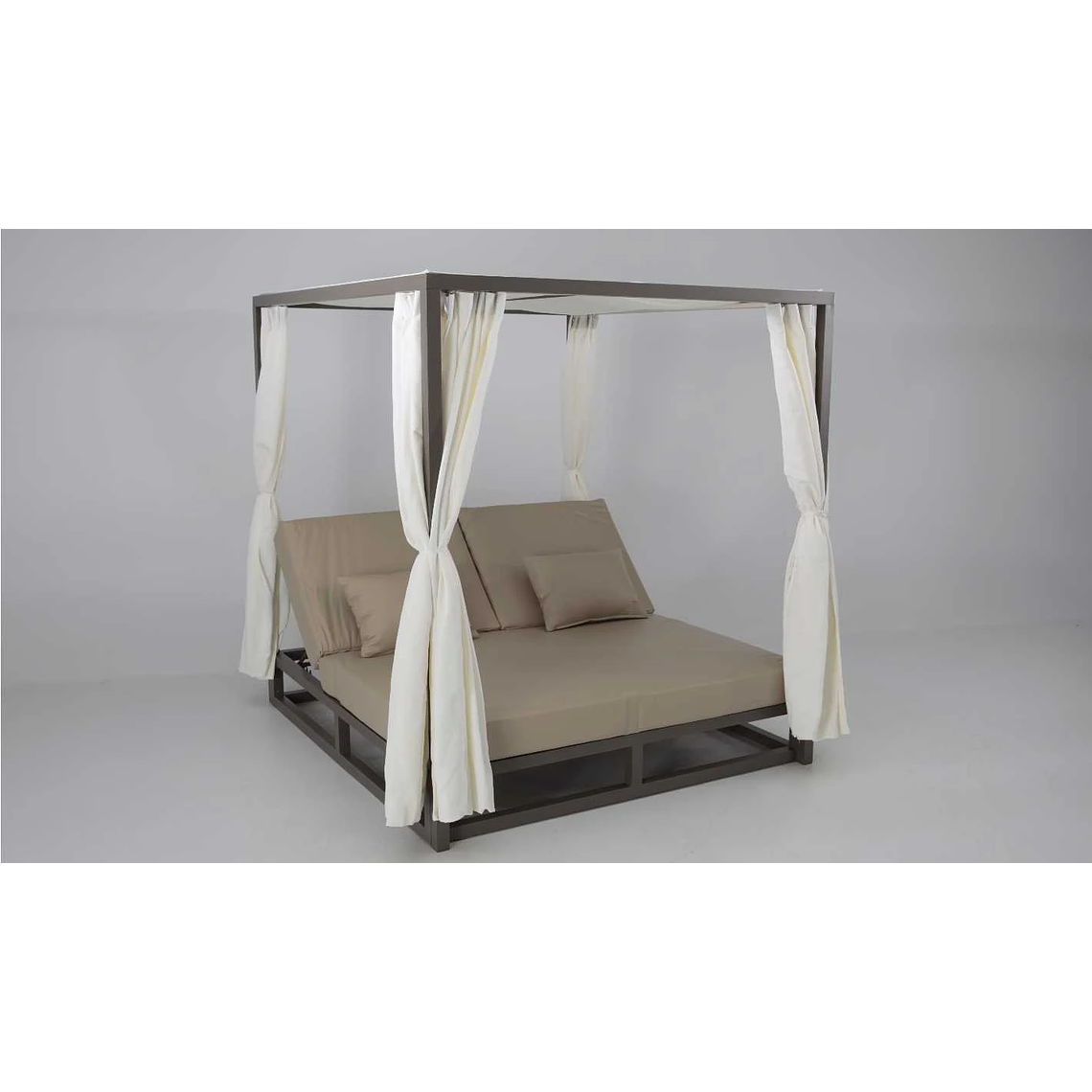 Cama Balinesa aluminio con cojines náuticos marrón CAPE TOWN 1