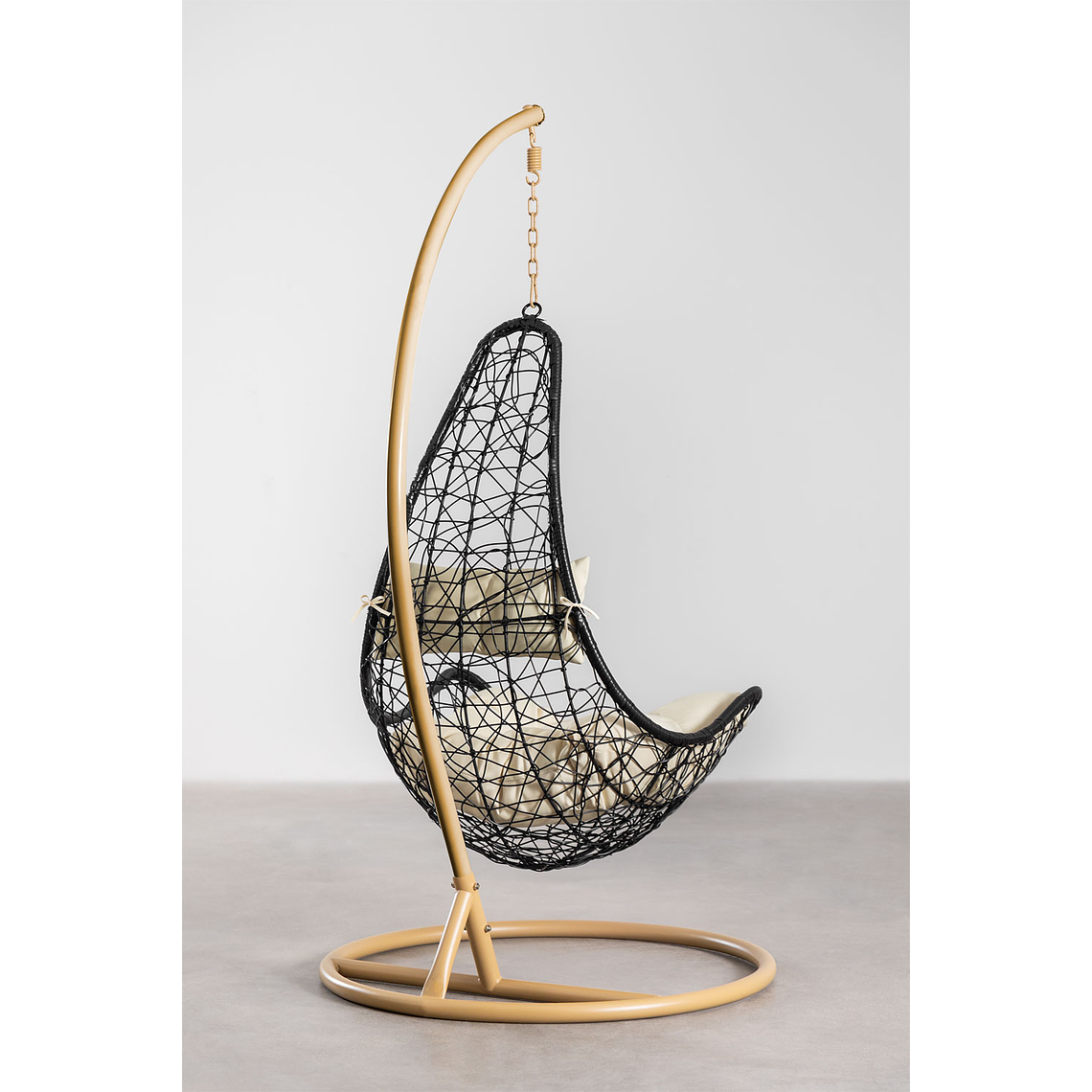 Sillón Colgante de Jardín con Cojín Danail Color Negro Base Marrón Arena 3