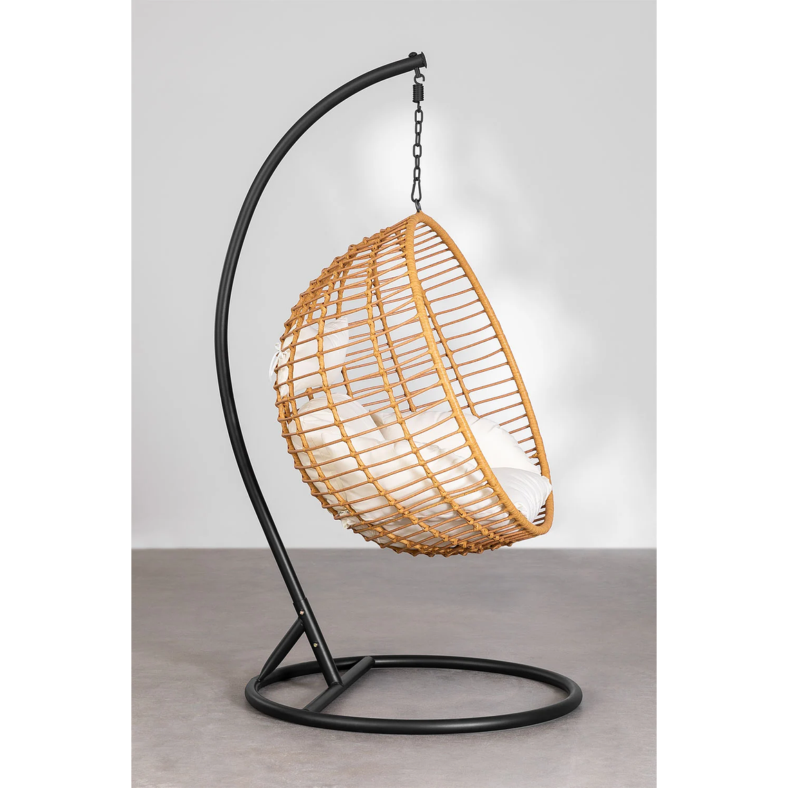 Sillón colgante de jardín con cojín Yosif Base Negra 2