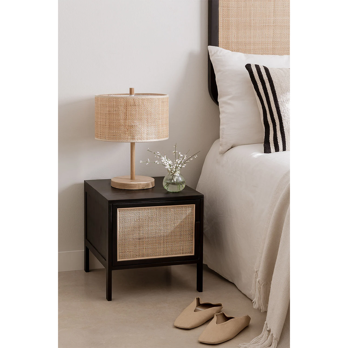 Velador en Ratán y Madera Reyna 7