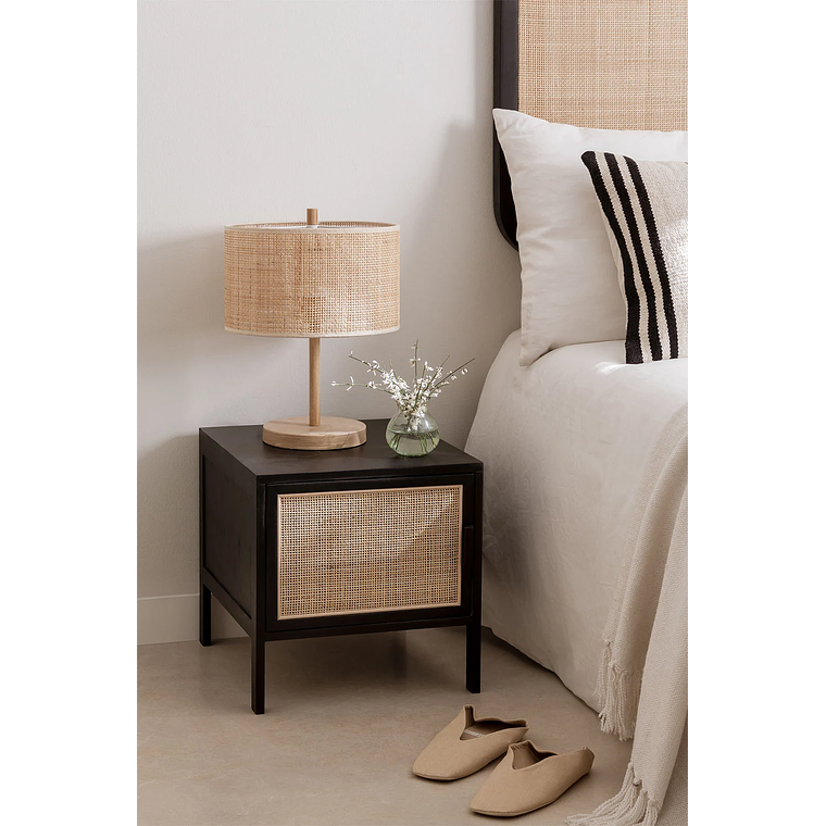 Velador en Ratán y Madera Reyna Color Negro 1