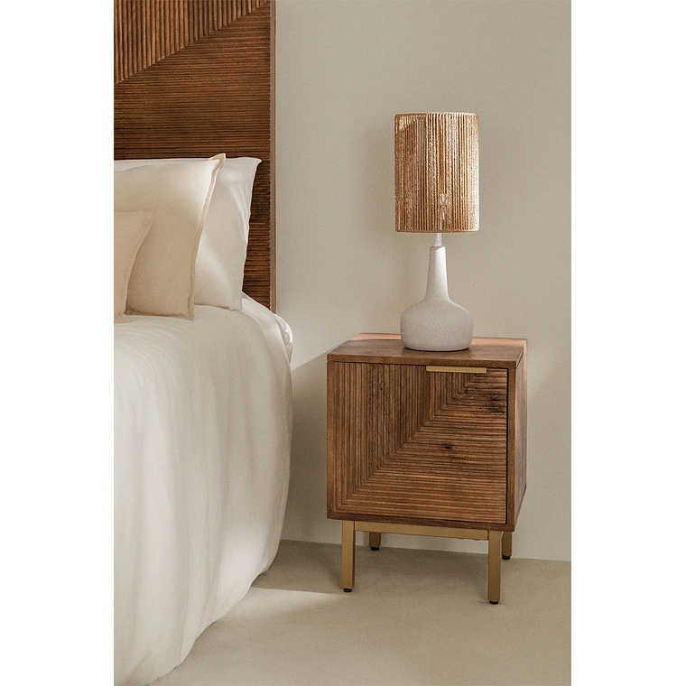 Velador en Madera de Mango Baty 1