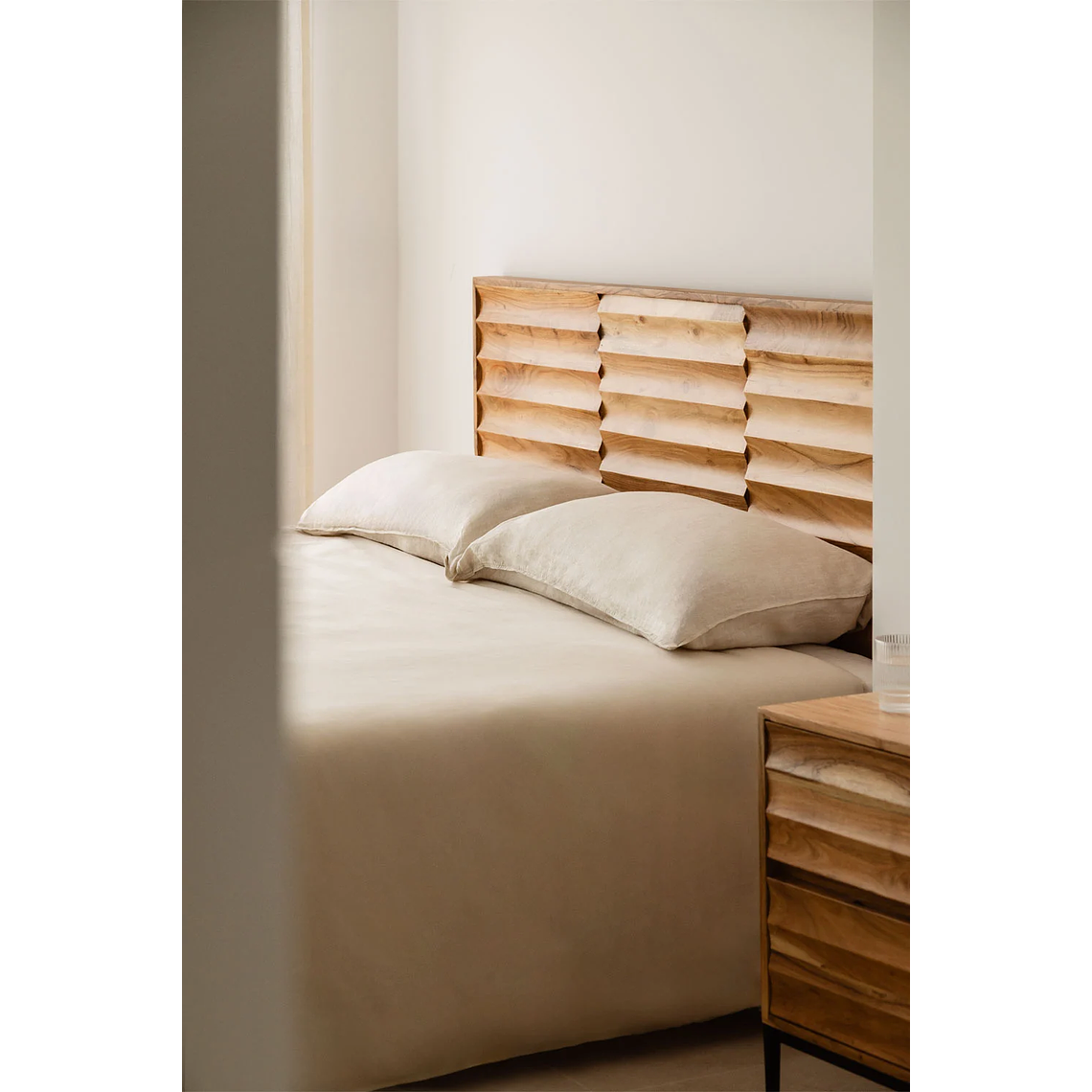 Respaldo cama 150cm en madera de acacia Petter 1