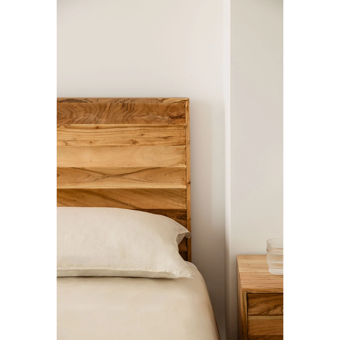 Respaldo cama 150cm en madera de acacia Petter 2