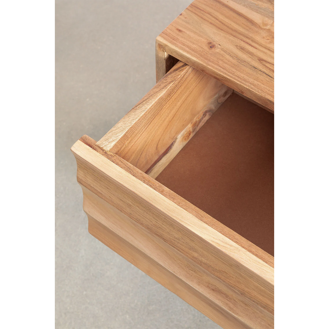 Velador en Madera de Acacia Petter 4