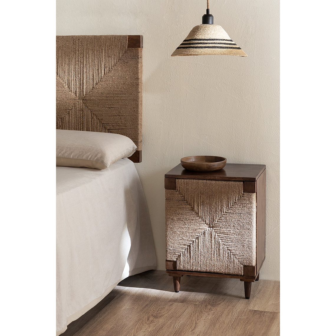 Velador en madera de mango y yute Evans 1