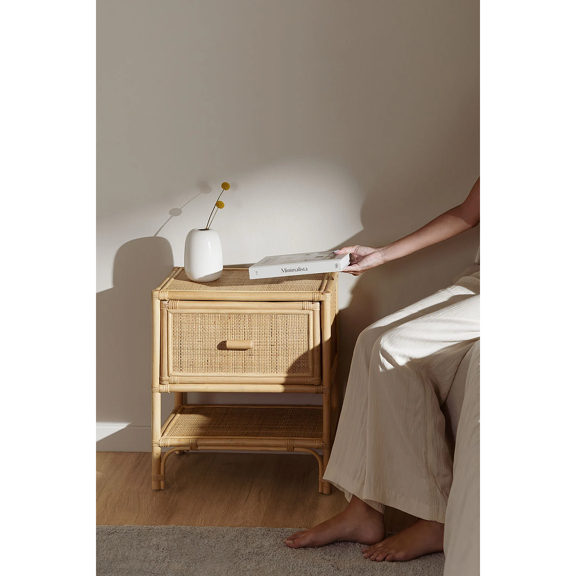 Velador en Ratán Yivisc 2