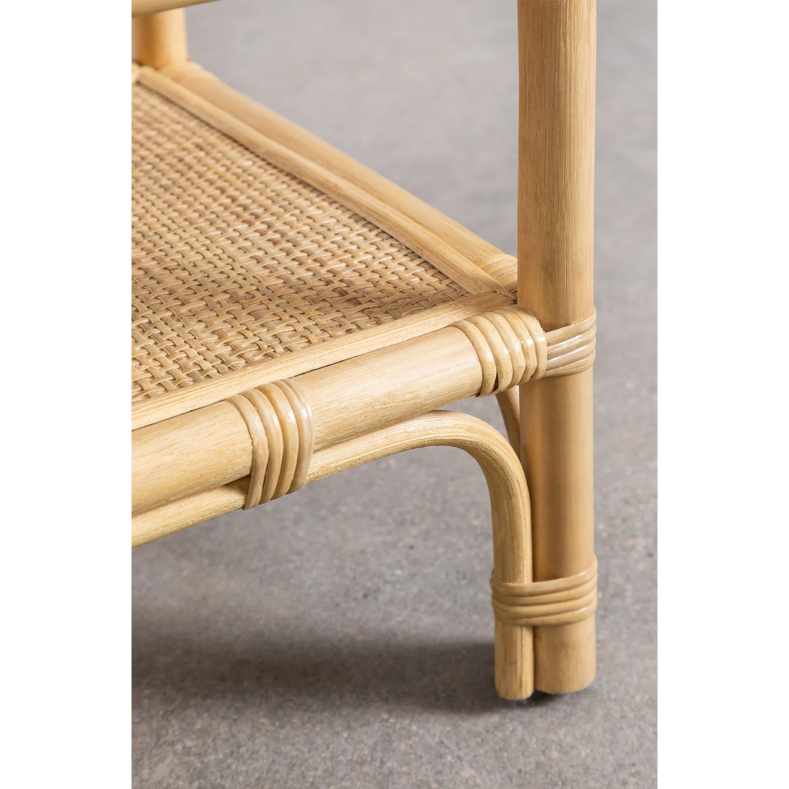 Velador en Ratán Yivisc 6