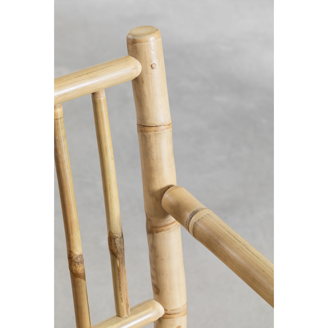 Silla de comedor con reposabrazos con cojín en bambú Senia 4