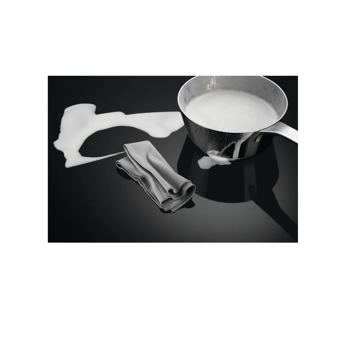 Cocina de Inducción con Horno AEG CIB6646ABM de 60 cm 5