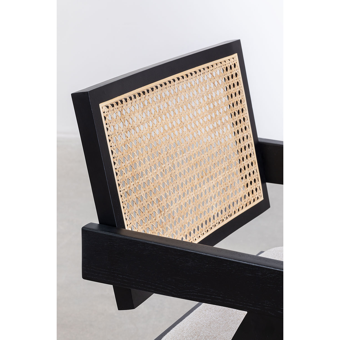 Silla de Comedor en Madera de Fresno Tapizada con Reposabrazos Lali 7