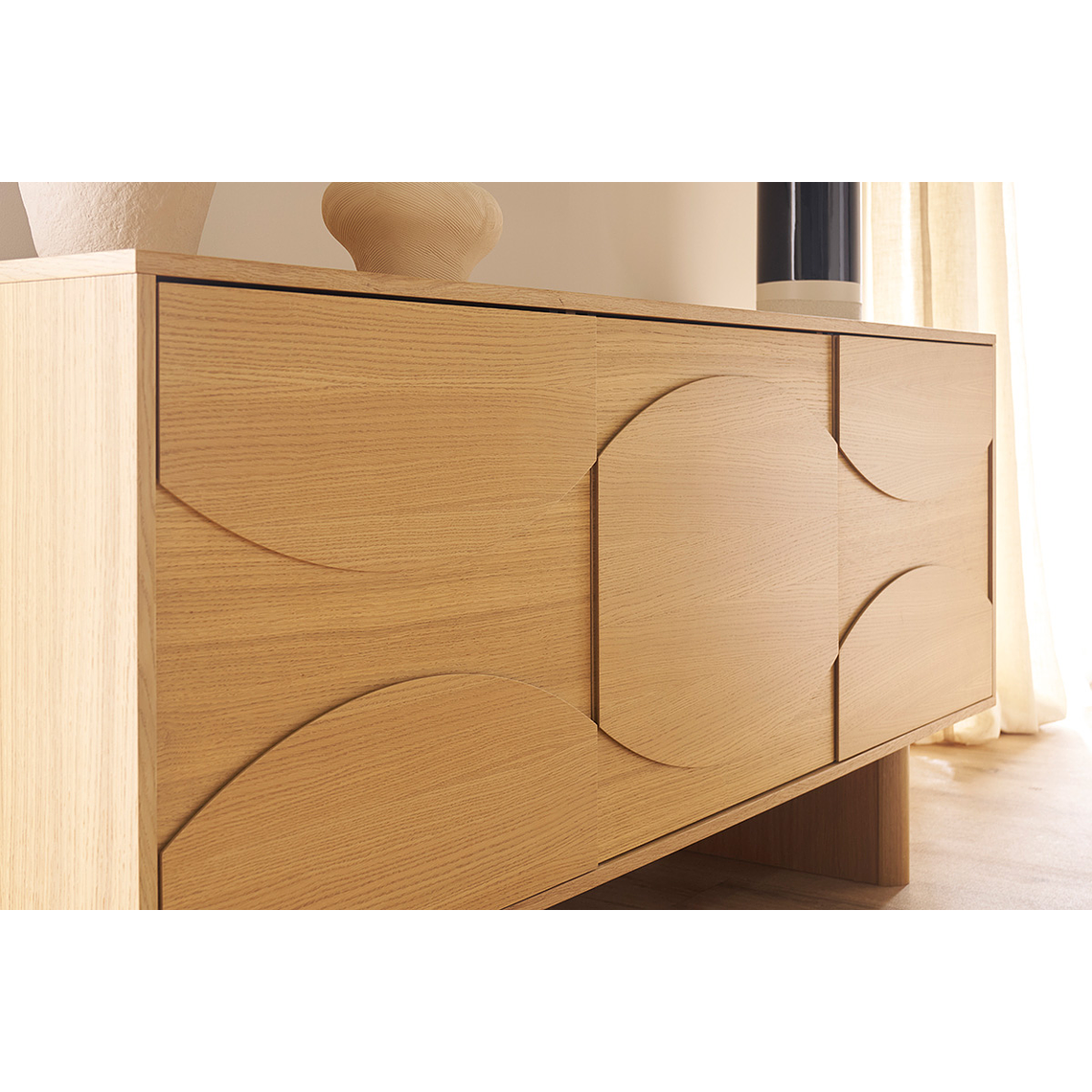 Buffet de madera clara de roble grabado 160 cm SEIGO 10