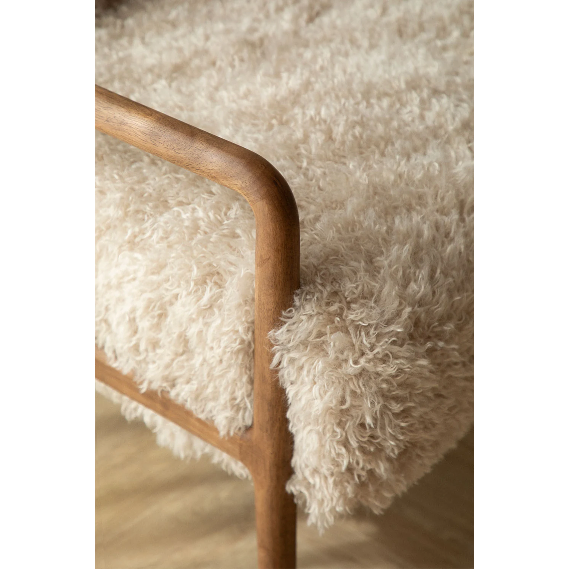 Poltrona en Madera con Pelo Sintético Maylene Pack 2  2