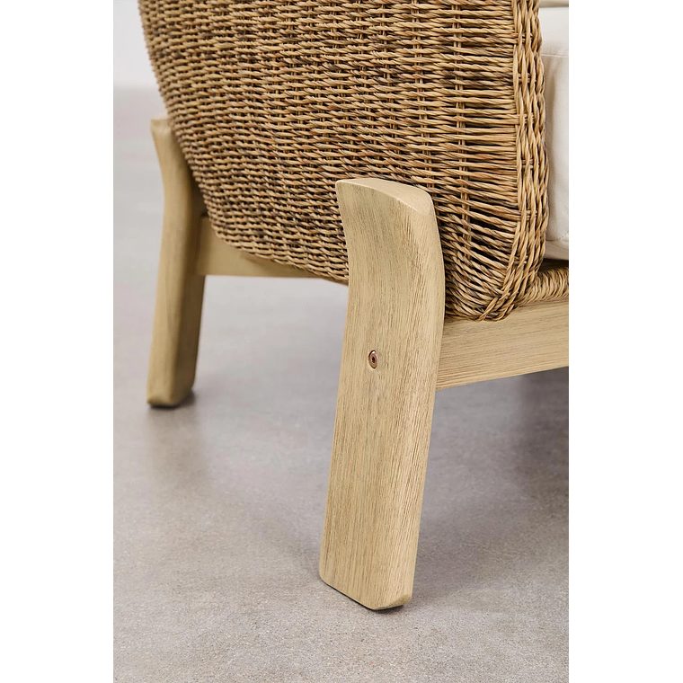 Poltrona en Madera de Acacia con Ratan Leilan 9